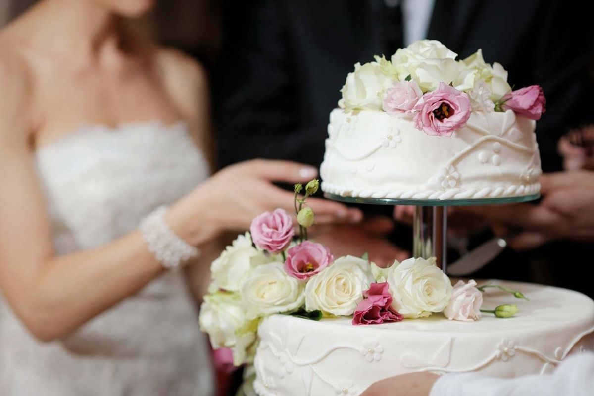 4 Wedding Cake Secrets Only the Pros Know